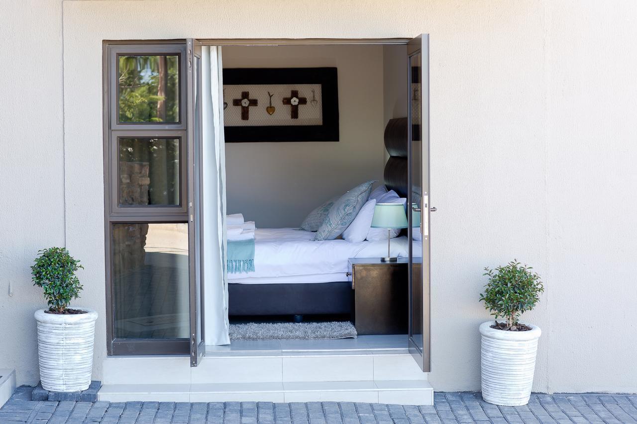 Cavallo Guesthouse Windhoek Bagian luar foto